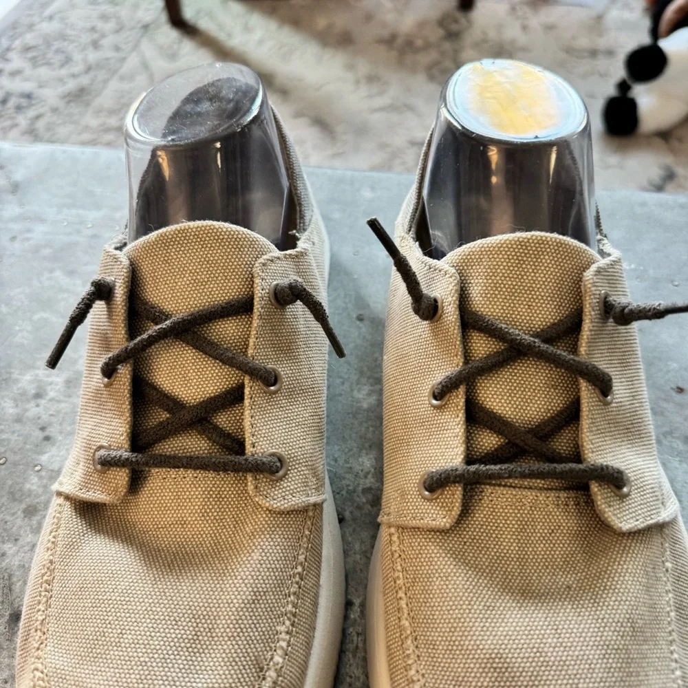 Men’s Chaco Size 8 Tan Beige Chillos Slip On Shoes
